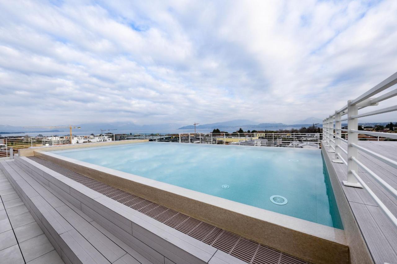 Opalia Residence - Garda Lake Lifestyle Apartment เปสเคียรา เดล การ์ดา ภายนอก รูปภาพ