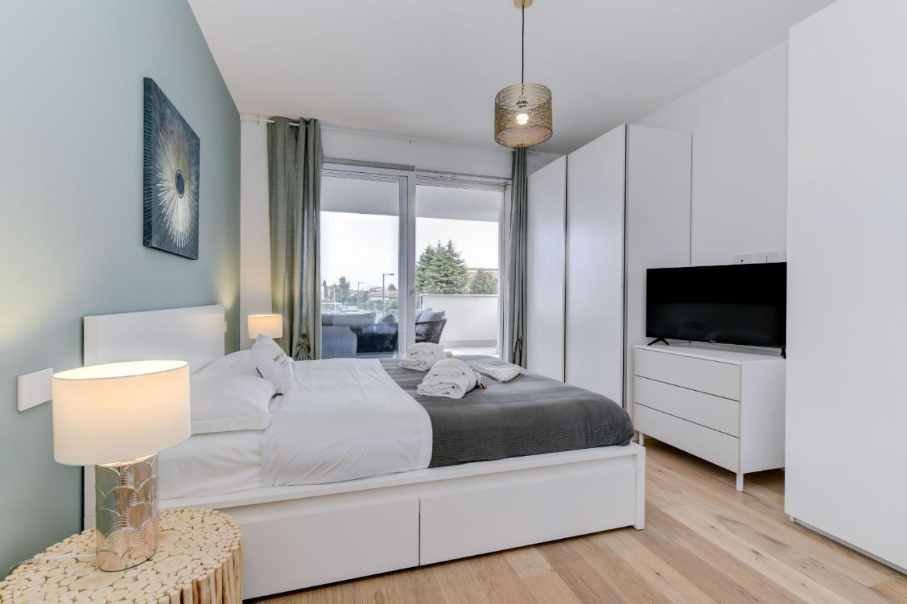 Opalia Residence - Garda Lake Lifestyle Apartment เปสเคียรา เดล การ์ดา ภายนอก รูปภาพ