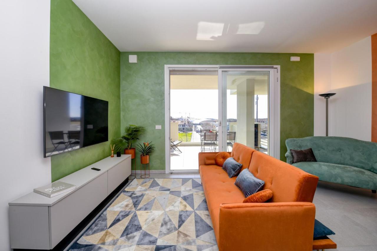 Opalia Residence - Garda Lake Lifestyle Apartment เปสเคียรา เดล การ์ดา ภายนอก รูปภาพ