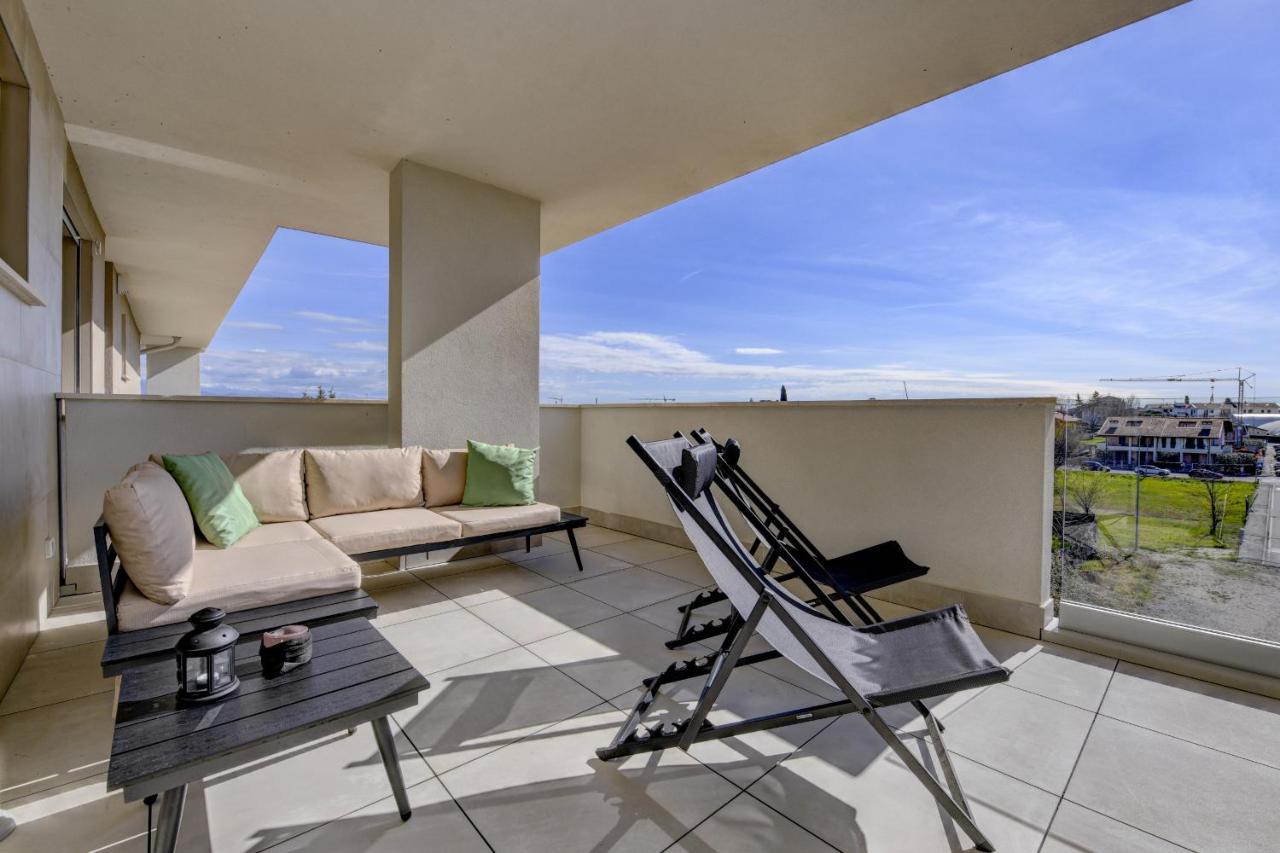 Opalia Residence - Garda Lake Lifestyle Apartment เปสเคียรา เดล การ์ดา ภายนอก รูปภาพ