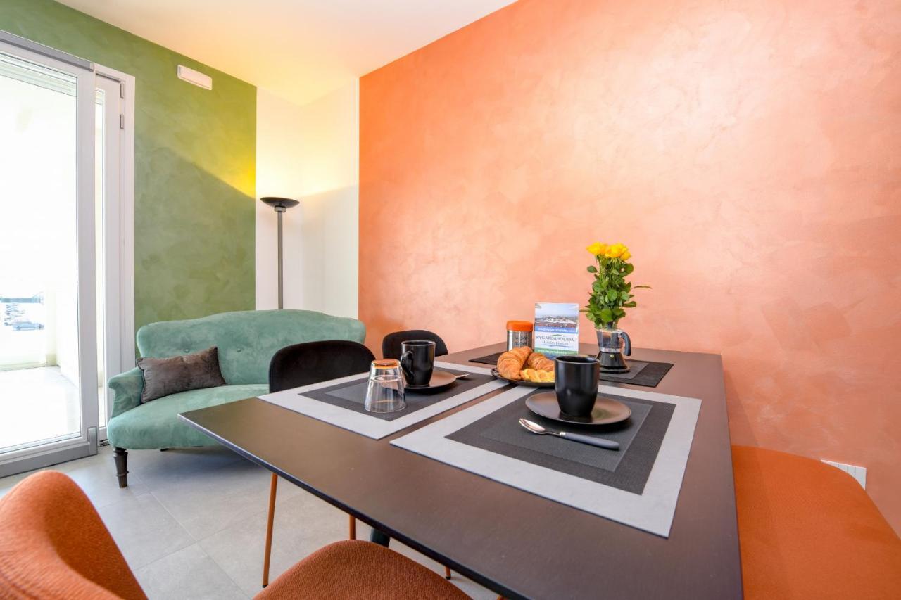 Opalia Residence - Garda Lake Lifestyle Apartment เปสเคียรา เดล การ์ดา ภายนอก รูปภาพ