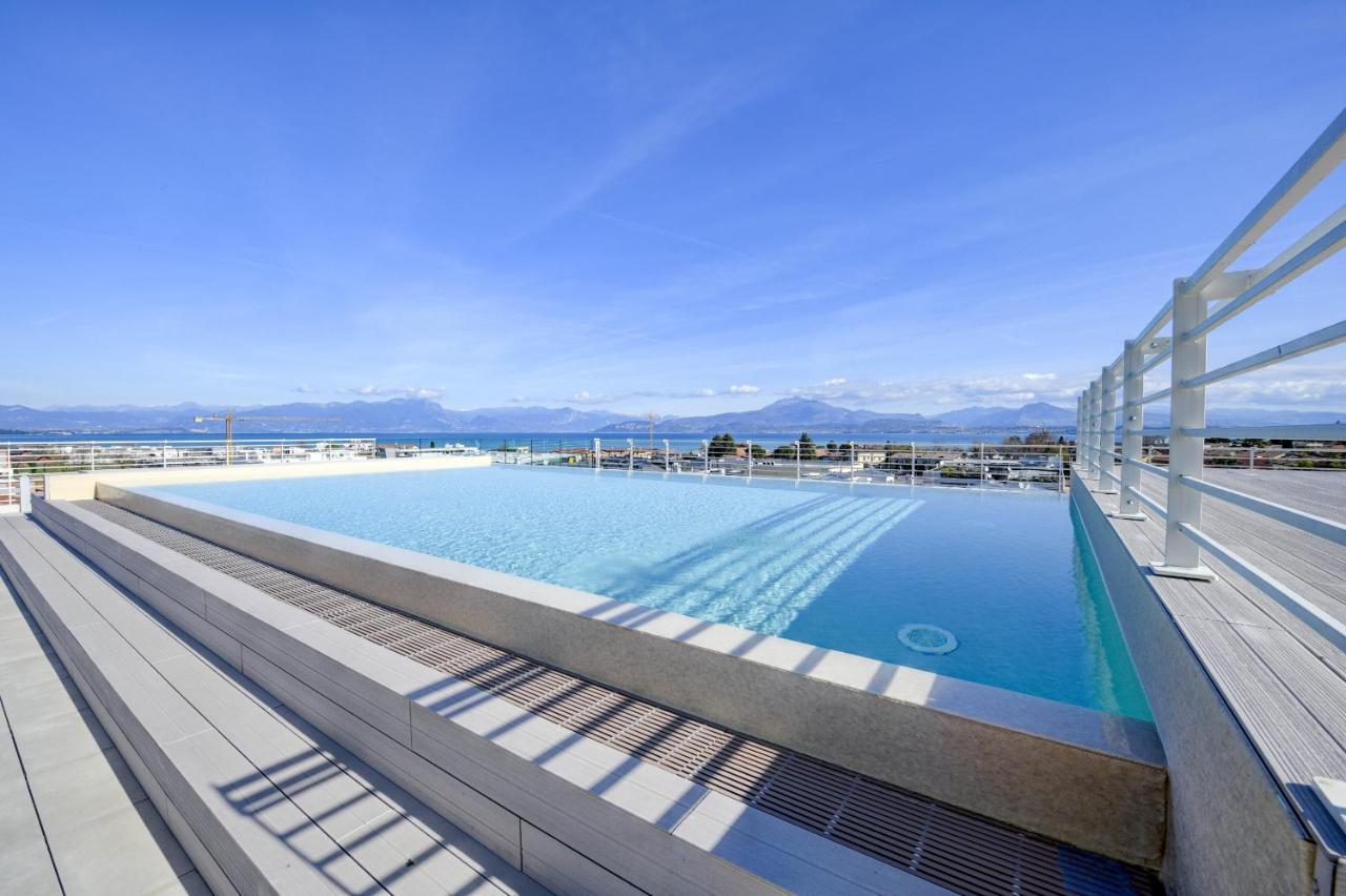 Opalia Residence - Garda Lake Lifestyle Apartment เปสเคียรา เดล การ์ดา ภายนอก รูปภาพ